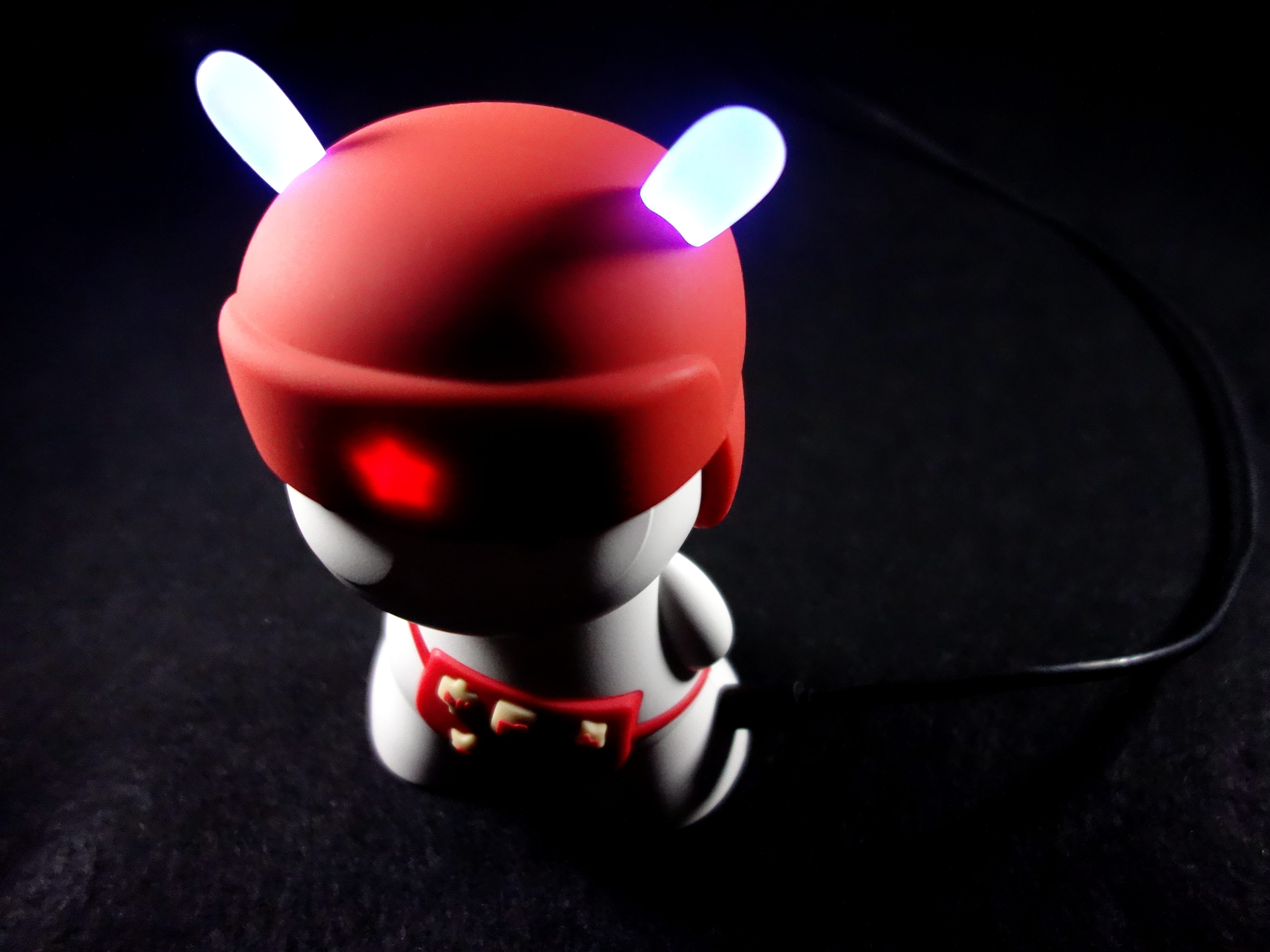 音质好得不像智能音箱,音质不闷的音箱