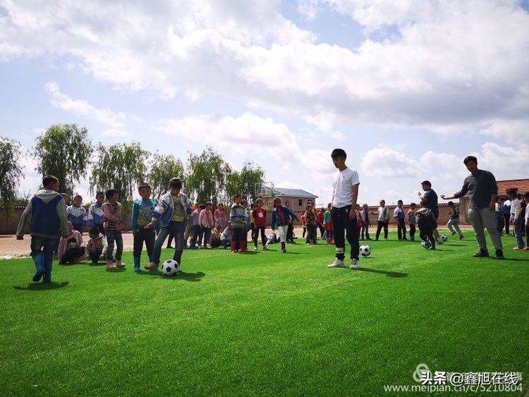 宁波诺丁汉大学闫孟小学,闫孟小学足球场