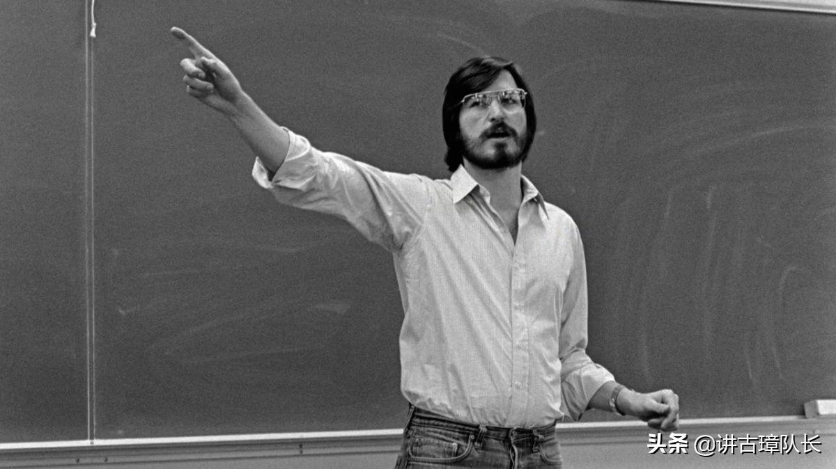 苹果创始人乔布斯简介,苹果创始人乔布斯身价多少