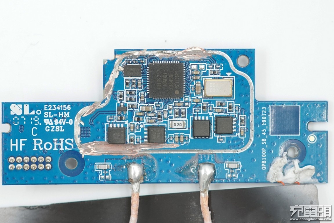 小米无线充电宝10w和30w如何选择,小米充电宝20000毫安50瓦拆箱