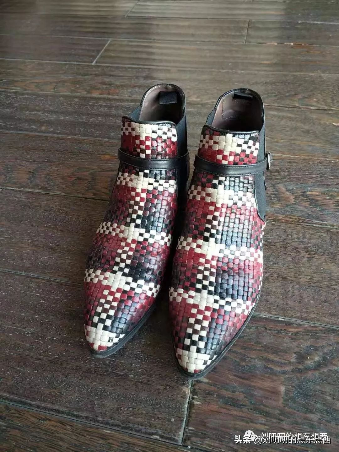 春季套头超薄羊绒衫搭配,夹克式羊绒外套怎么搭配