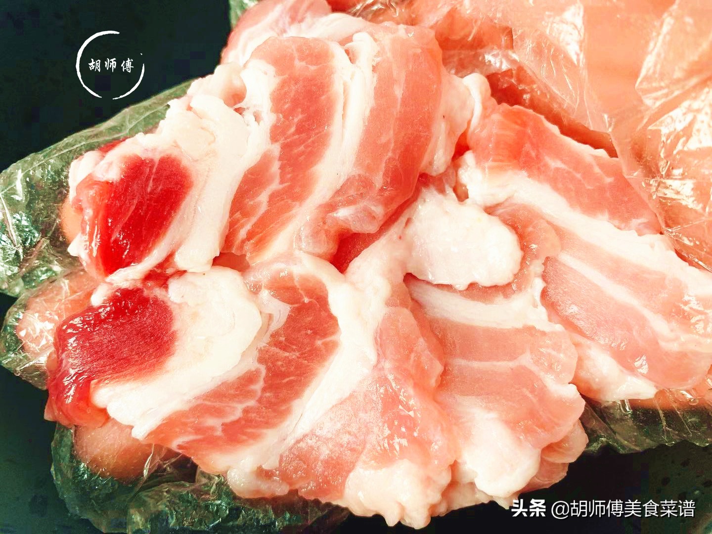解冻后的猪肉能再放进冰箱冷冻吗,猪肉能在冰箱放多少天不过期