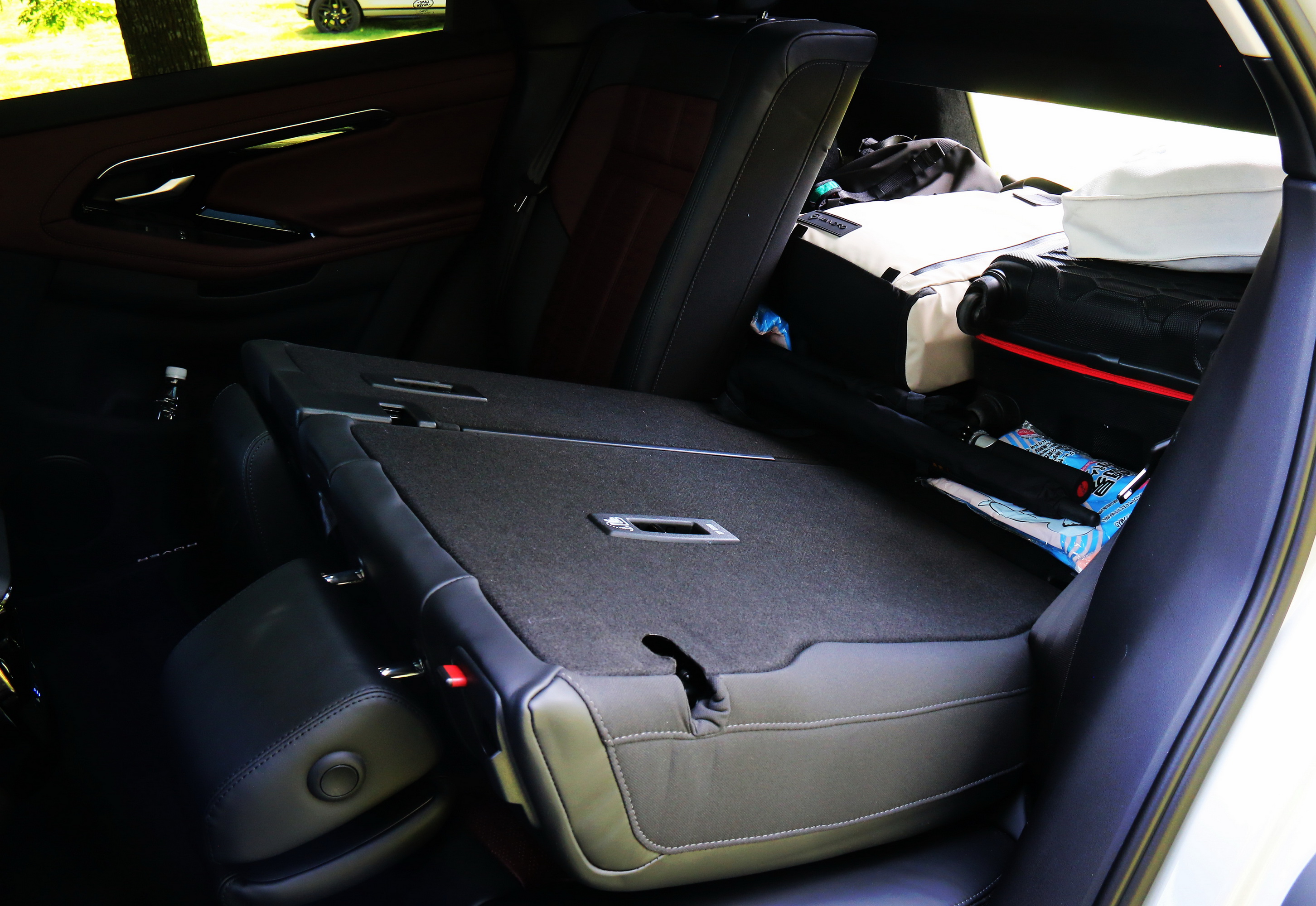 路虎揽胜极光l怎么样值得购买吗,2022路虎揽胜极光l值得买么