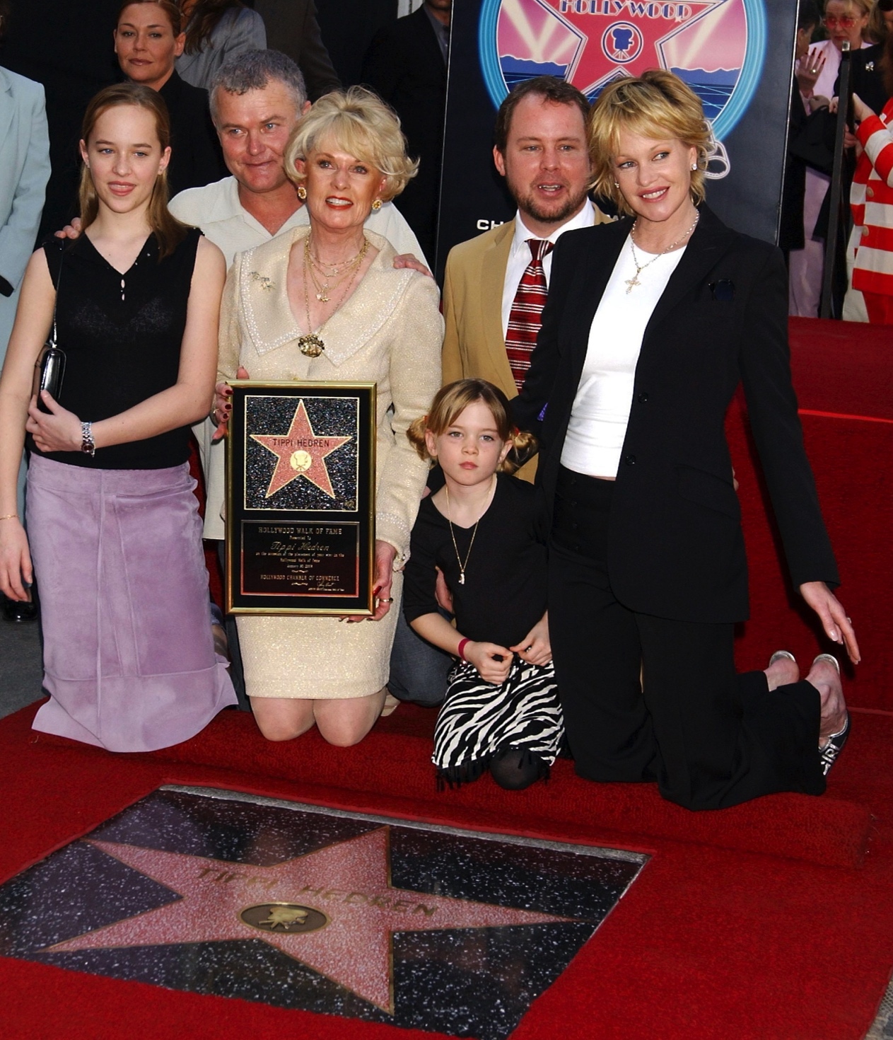 性感呆萌性子直，五十度灰女主原来这么可爱