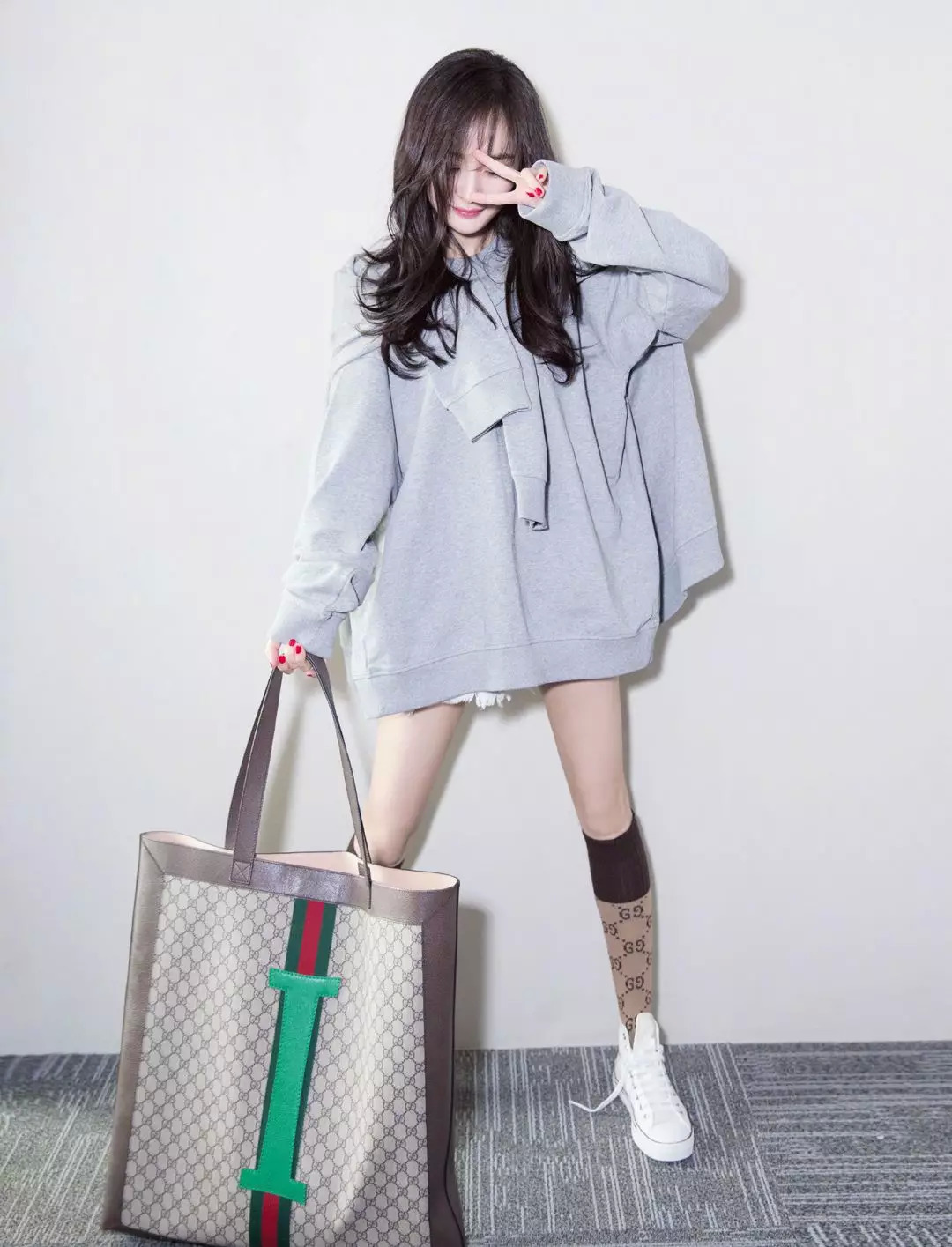 今年最流行最实用最能装的包包……竟然是购物袋？