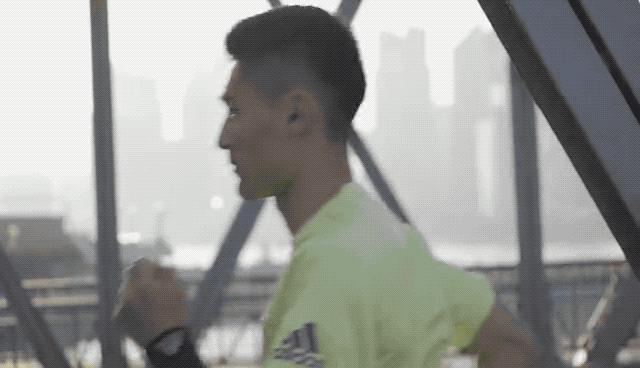 踩屎感很强,踩屎感十足的鞋子