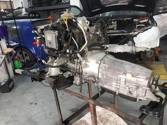 奔驰c200l爆改,奔驰c200爆改迈巴赫s680