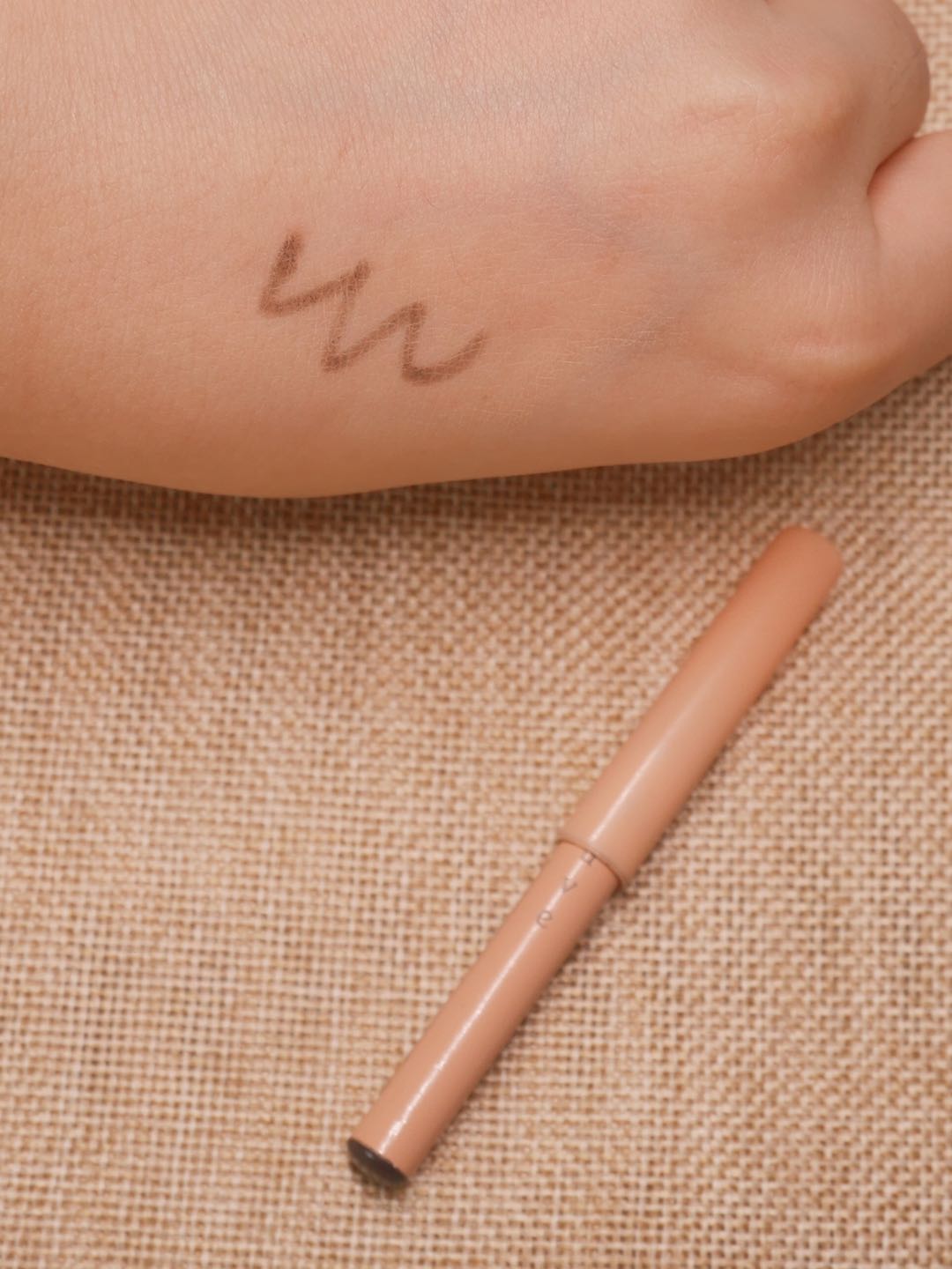 适合上学的清透伪素颜妆,开学必备素颜好物大牌