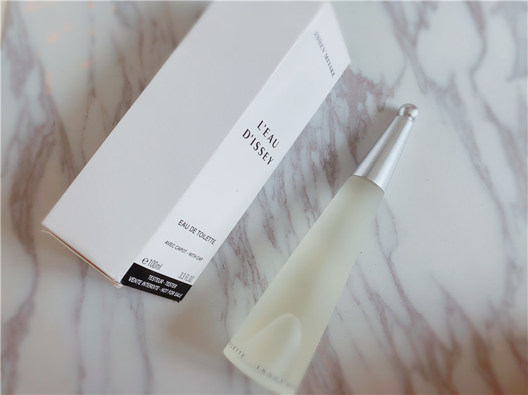 想买款香水有推荐的吗,想买瓶香水不知道买什么样的合适