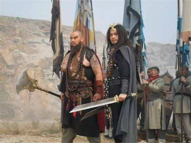 水浒顶尖高手什么水平？林冲鲁智深武松都不是他对手，不是五虎将