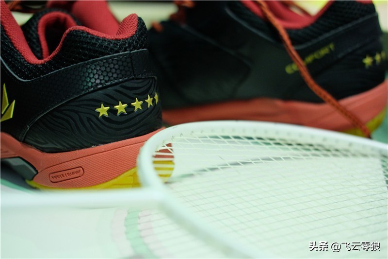 中羽高评分的羽毛球鞋,羽毛球鞋初学者推荐评测