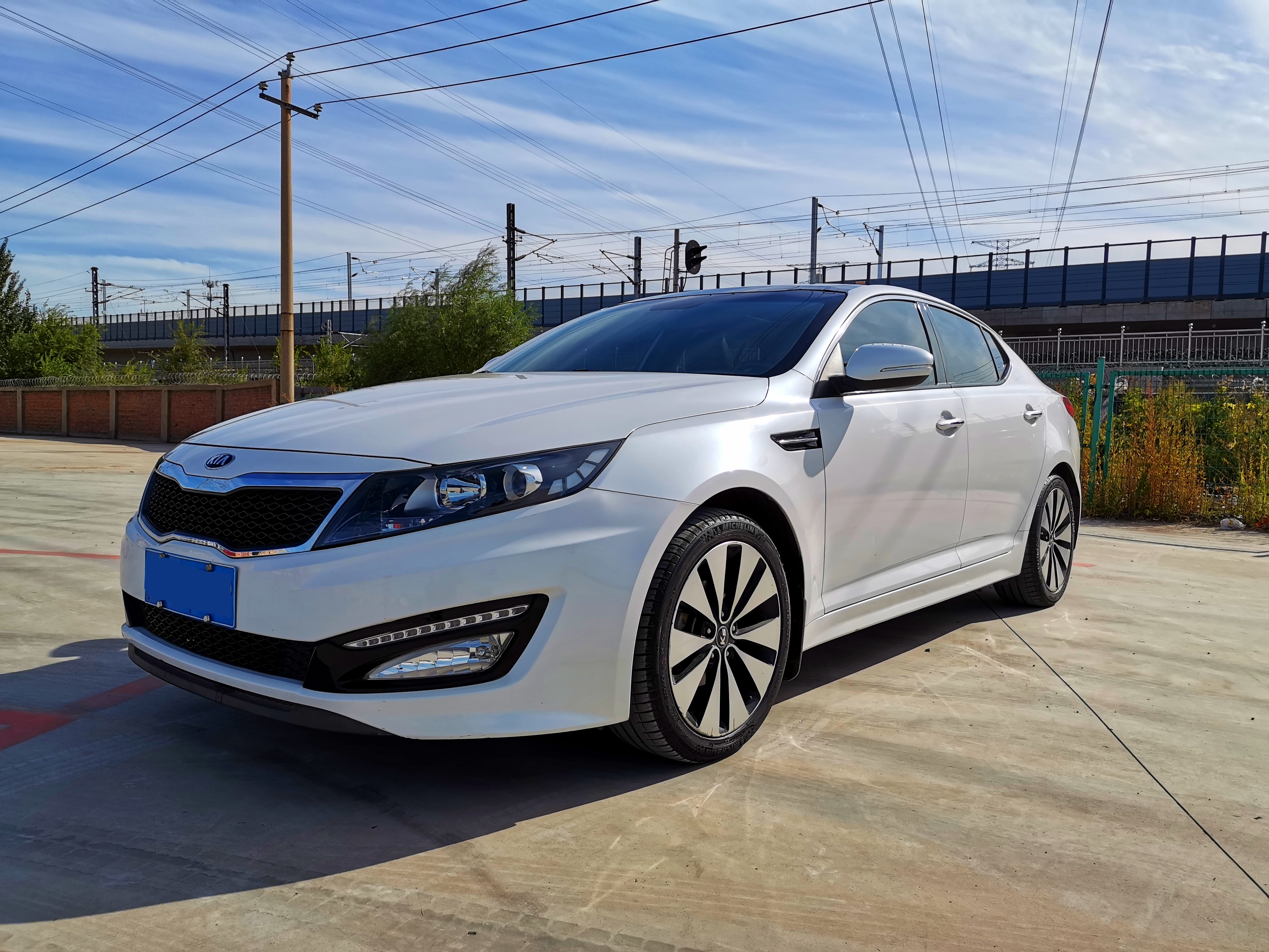 难复曾经的辉煌,韩系起亚k5高配落地价多少钱