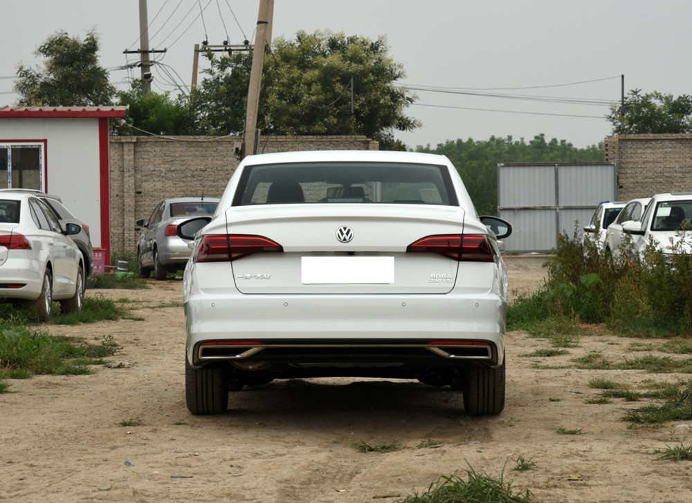 买全新大众宝来十个忠告,十四年车龄的大众宝来还能入手吗