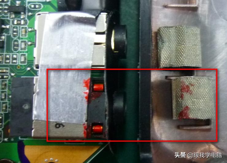 笔记本喇叭测试没声音怎么解决,笔记本喇叭有杂音滋滋如何清除