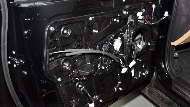 现代索纳塔对比马自达,索纳塔八和马自达睿翼