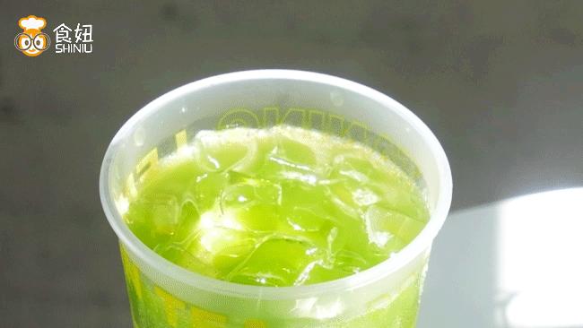 第一次用吸管嗦粉，挞柠「东南亚柠檬茶」好会玩
