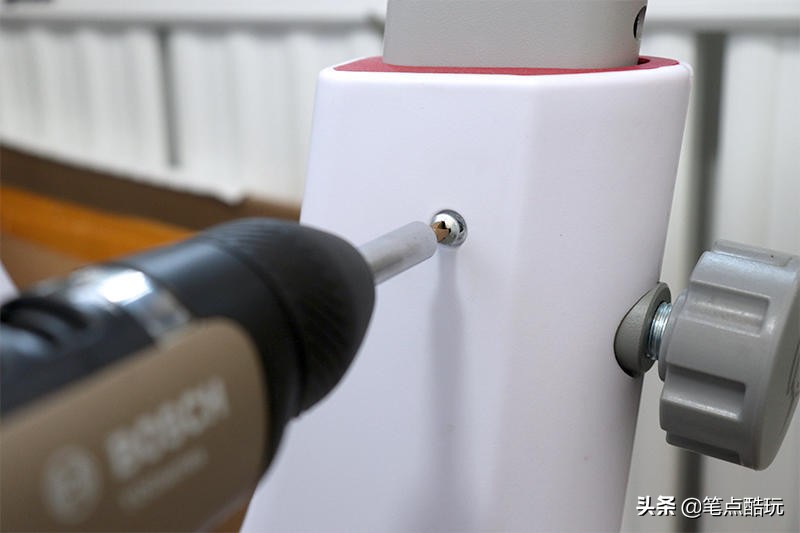 bosch博世电钻如何使用,bosch博世电钻怎么拆