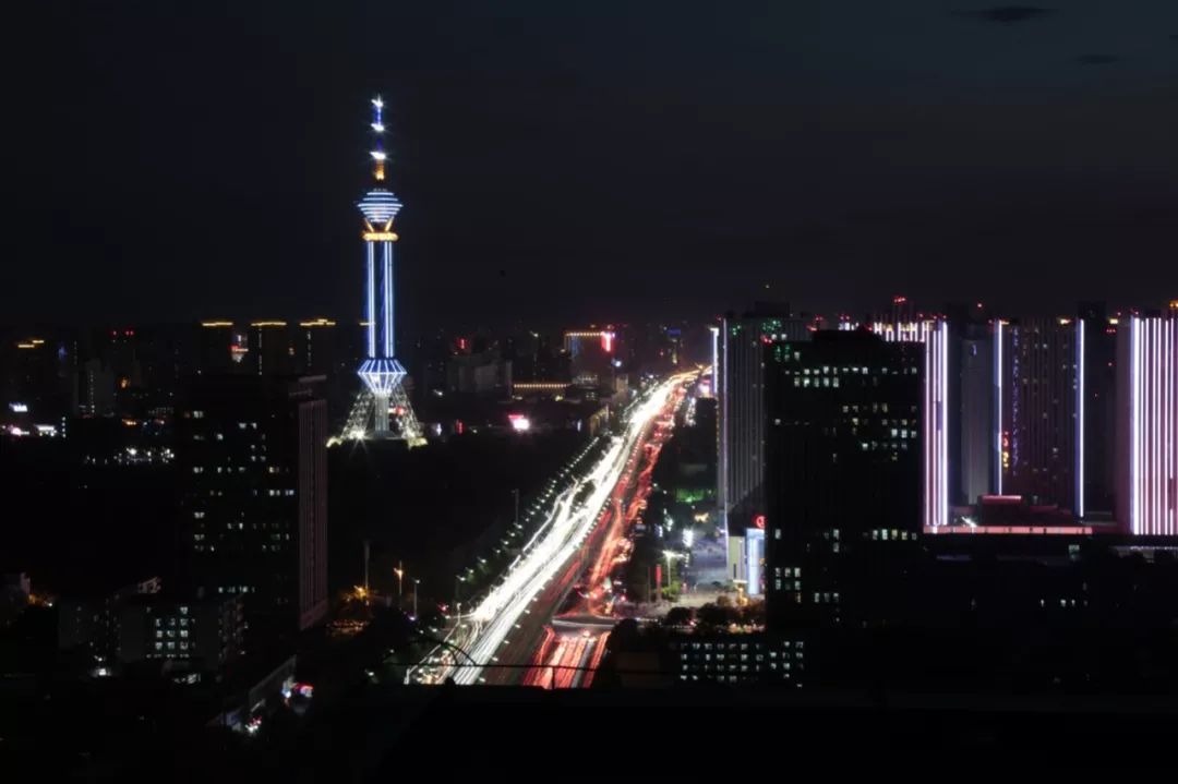 这不是足球,踢的不是足球踢的是一种精神