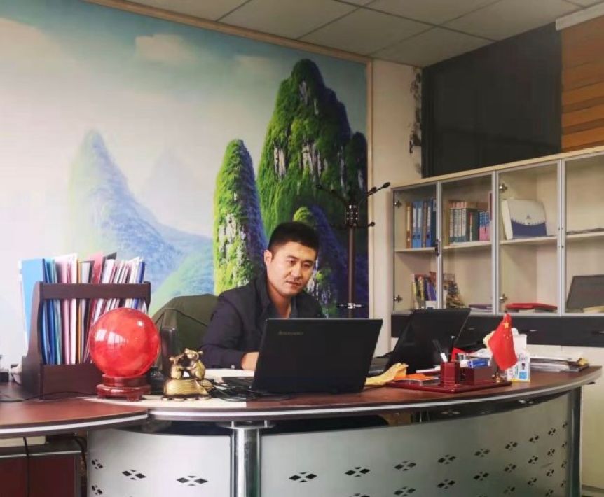 韩国百年老店主厨入淘：卖面条机致富，如今又盯上切葱机