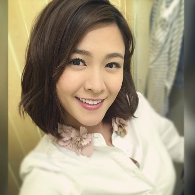 tvb颁奖典礼江嘉敏,本色出演tvb人气小花江嘉敏