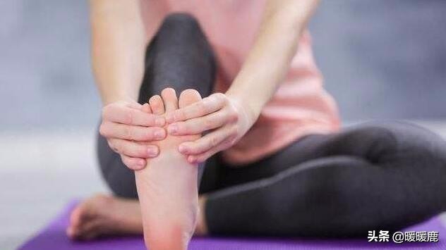 孕妇缺钙腿抽筋怎么缓解,孕妇缺钙腿抽筋会导致腿变形