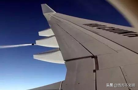 飞机空中放油全过程,油到处飞是什么原因