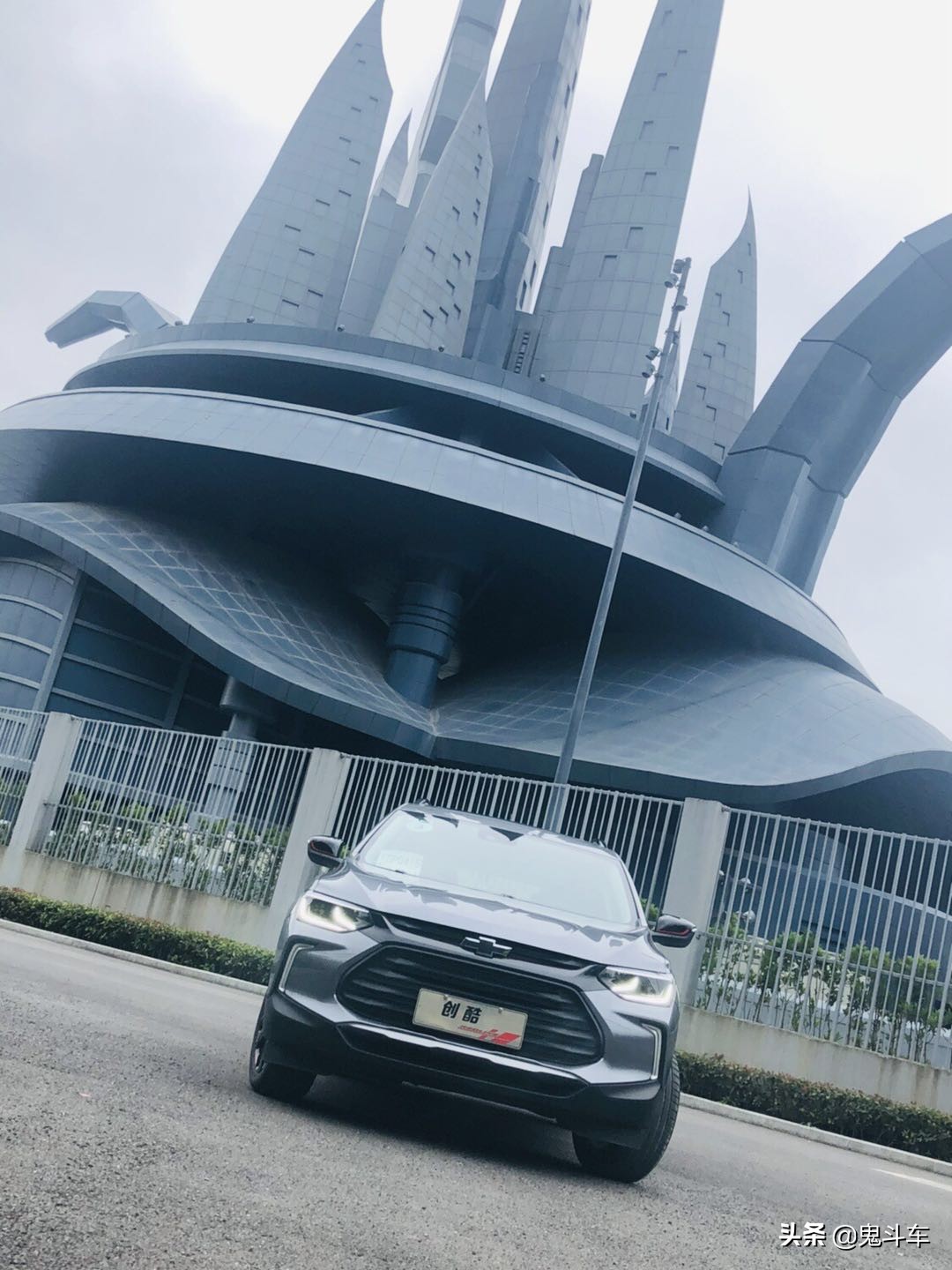 雪佛兰创酷油耗多少钱一公里,雪佛兰创酷redline油耗