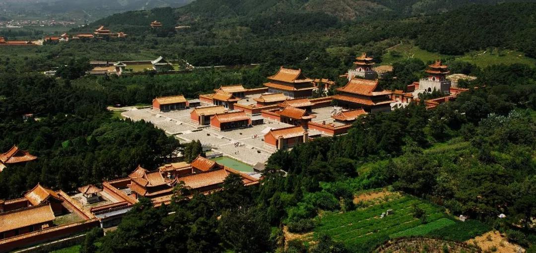 毕业旅行适合去的地方视频,毕业旅行推荐地点河北