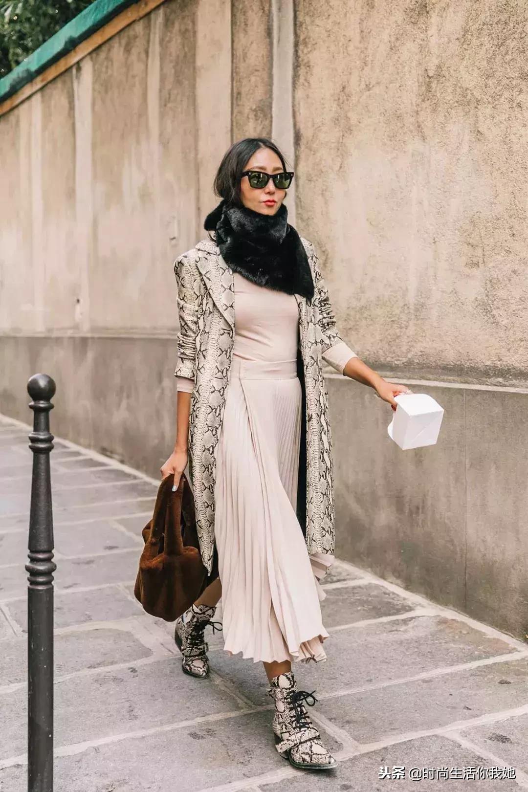 你穿“大衣+围巾”的样子，帅呆了！