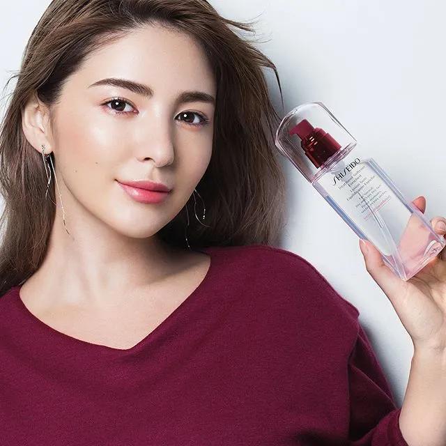 资生堂新版第三代红腰子精华100ml,资生堂小红瓶和红腰子哪个好