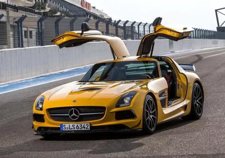 奔驰超跑sls试驾,奔驰sls车技