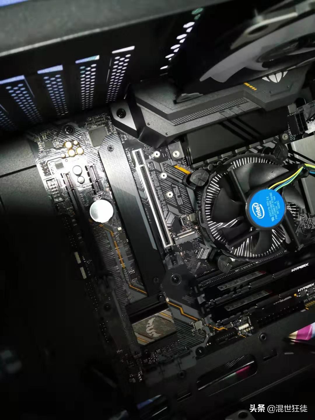 电脑内存条装机过程,第一次装机全过程