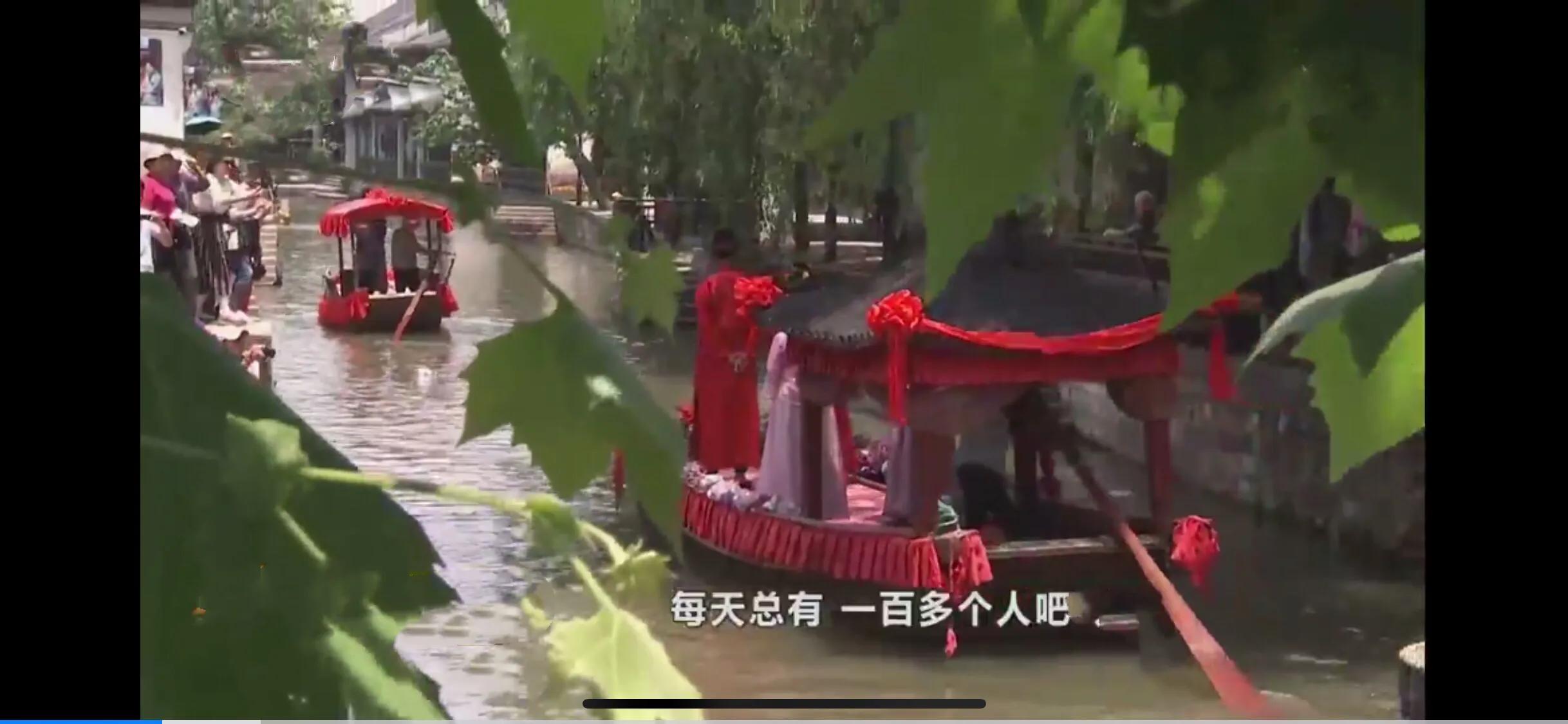 小镇，一碗面年入30万，一块糕年销售额上百万，它胜在何处？