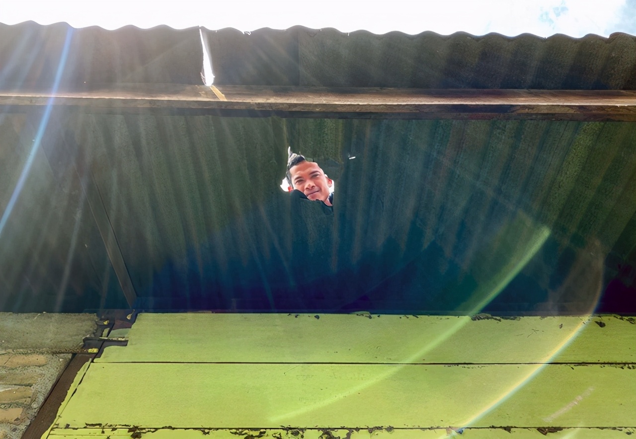 男子捡到陨石竟然变成了百万富翁,小伙捡到陨石一夜暴富