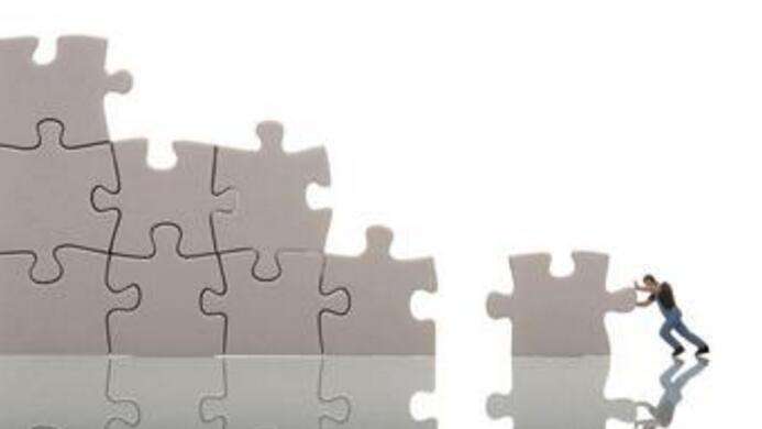 安信信托之大厦将倾，投资者欲哭无泪，何去何从？