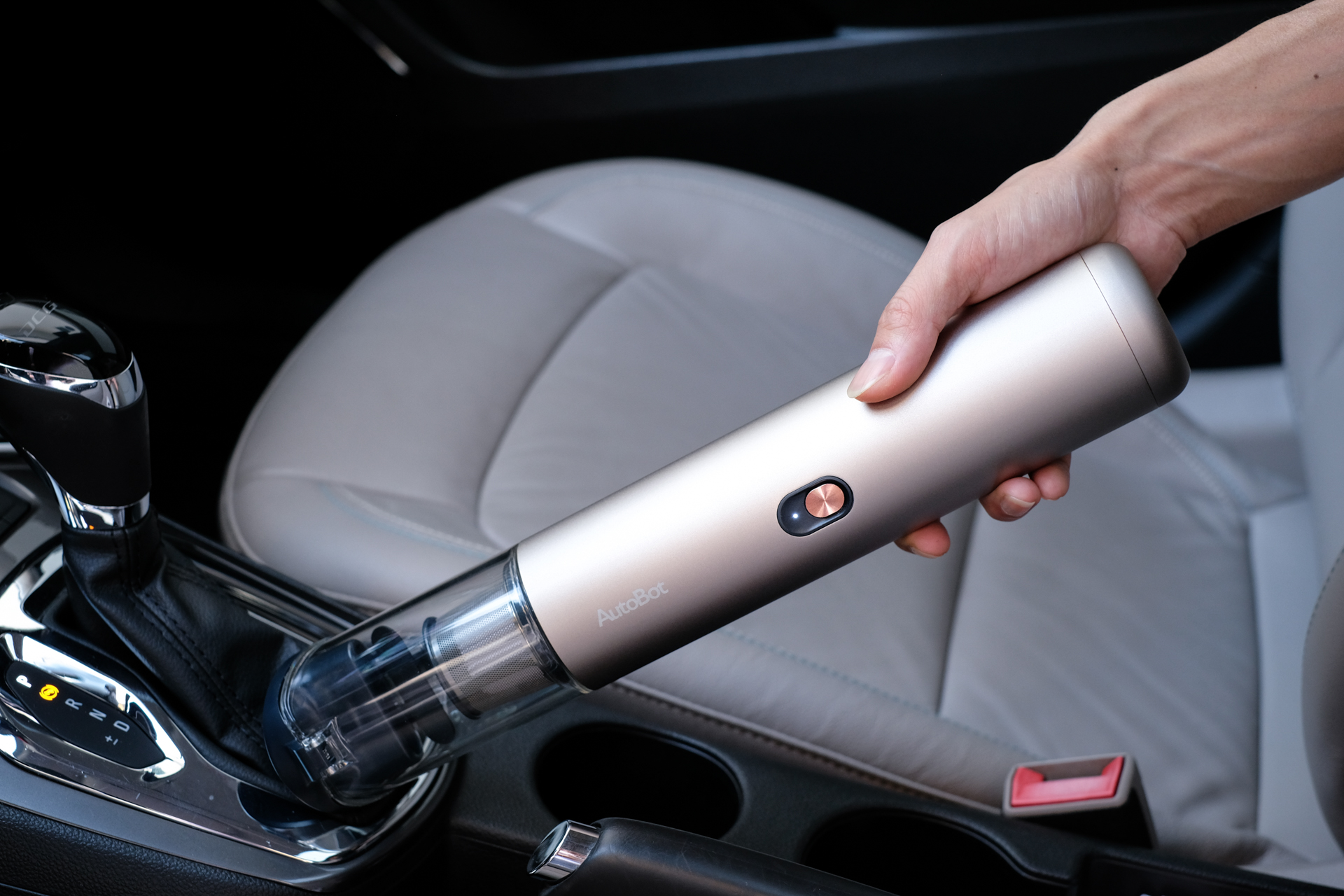 迷你小身材,迷你轻携无线吸尘器