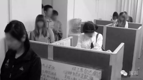 平均每年新增10万个植物人，靠这个发财的就她老公一个｜夜行实录