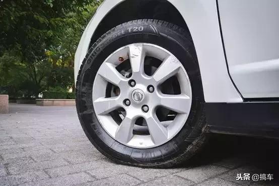 这LOW得不行的车，却陪伴俺爹11年！