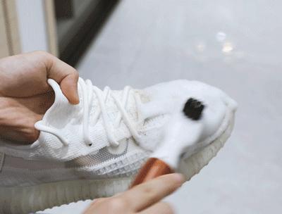 用声波震动来洗鞋子,声波清洗鞋子