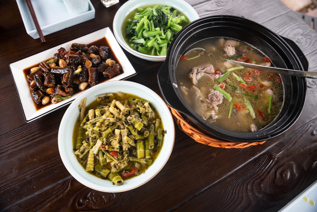 周末自驾游用什么轮胎好,海边自驾游用什么轮胎最好