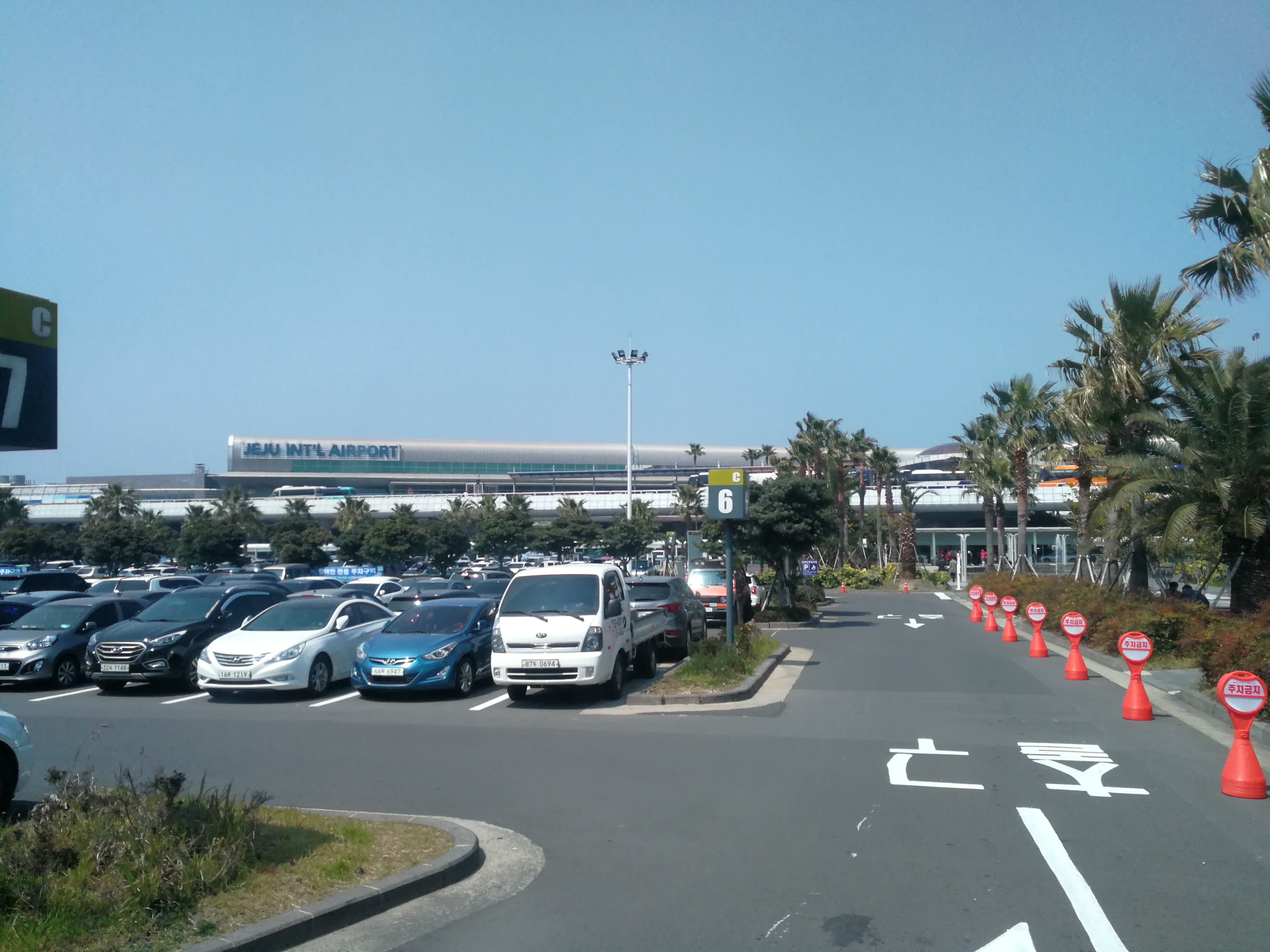 看一看济州岛上的汽车，你就明白韩国国民对本土汽车品牌的热爱