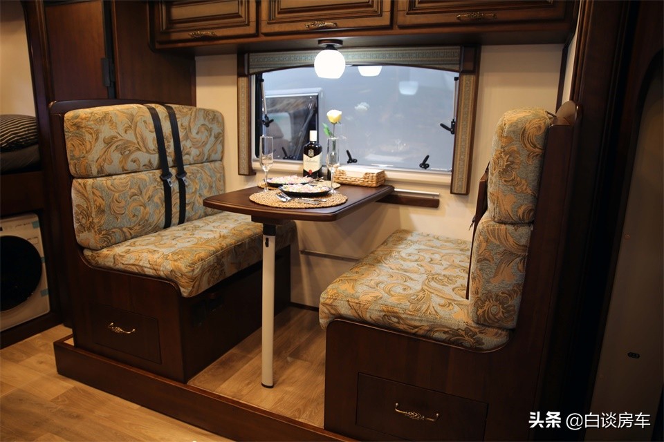 依维柯8at房车驾驶体验,最便宜依维柯8at房车