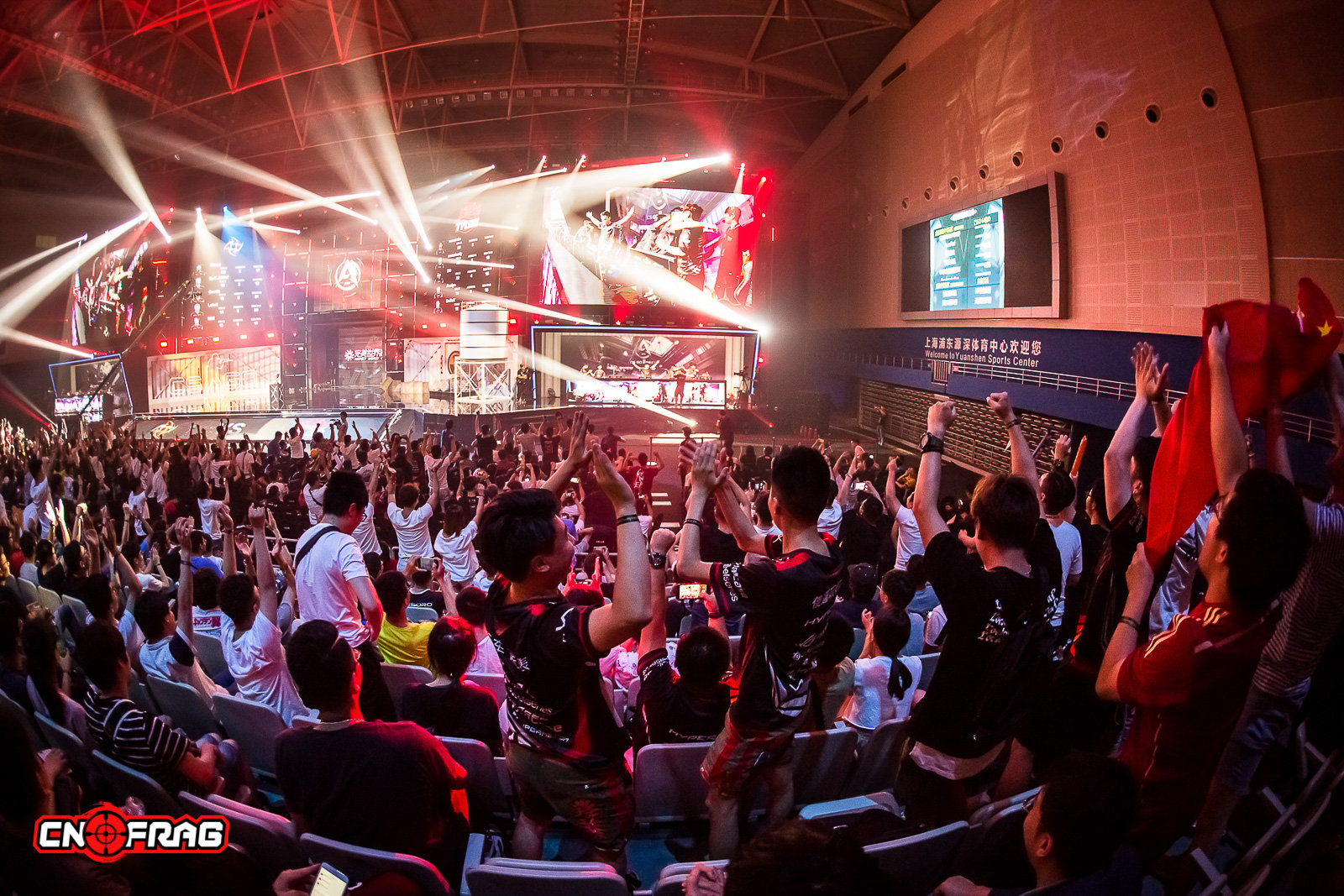 TheYearinPhotos-cnFrag2018年度电竞图片