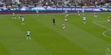 2场贡献5球的英超第一中锋:领头羊队史第一人,他让球迷忘记林皇