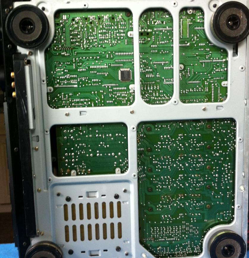 修一台建伍高端功放内部线路不亚于一台黑白电视机