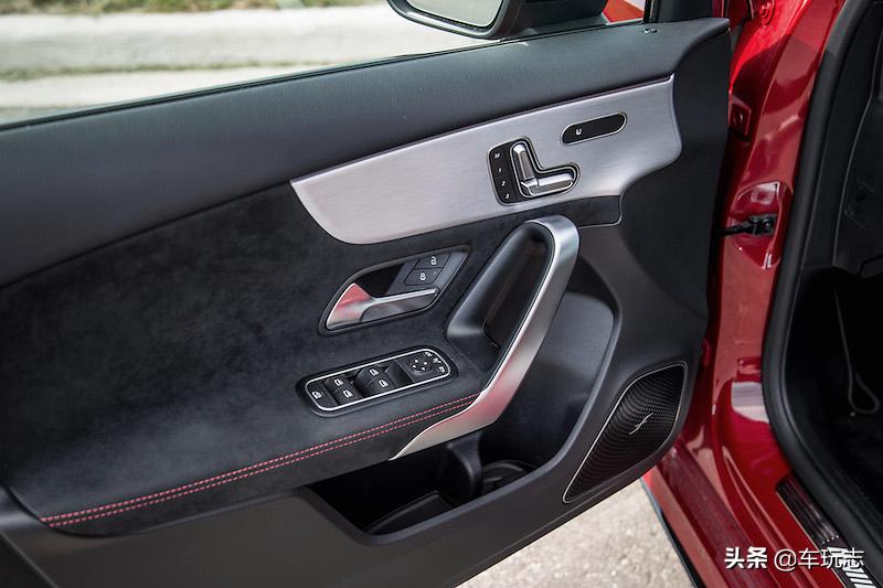 2022年奔驰amga35s,2020奔驰amga35图片