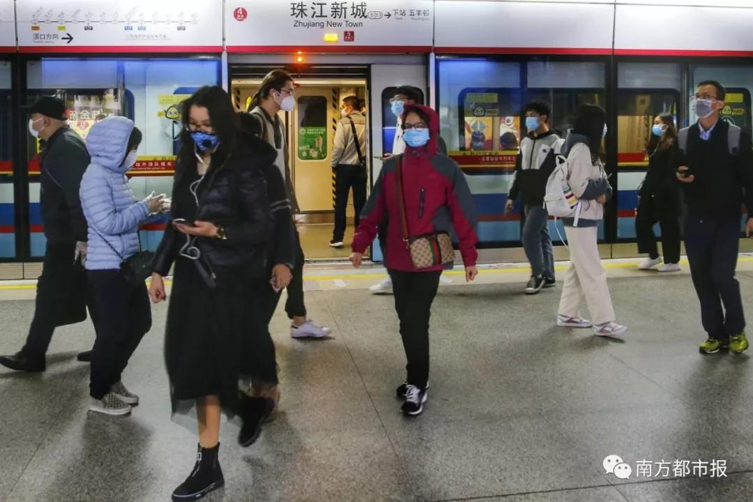 深圳复工第一天地铁站图,复工第一天的地铁