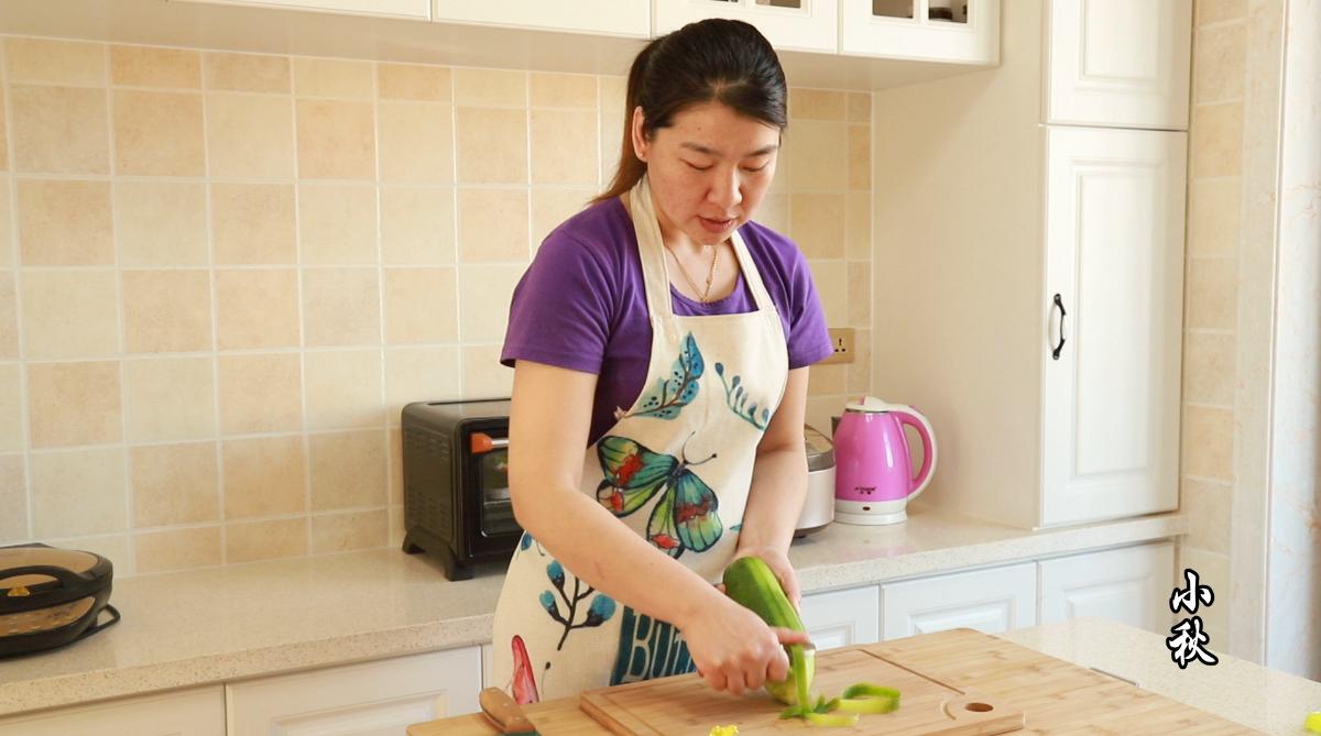 用面包糠做好吃的简单做法,1个萝卜