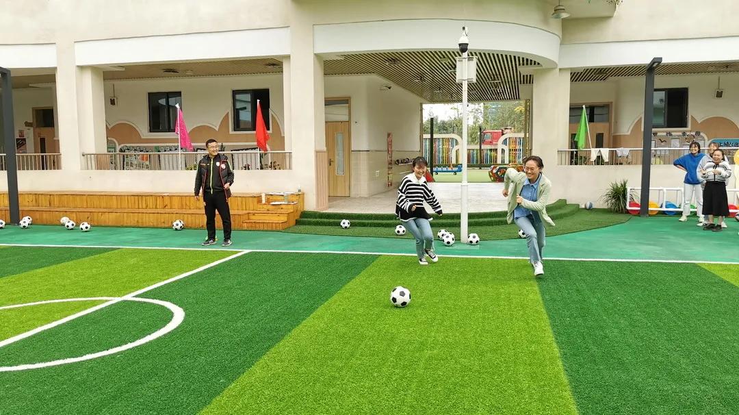 玩转足球中班,玩转足球幼儿园
