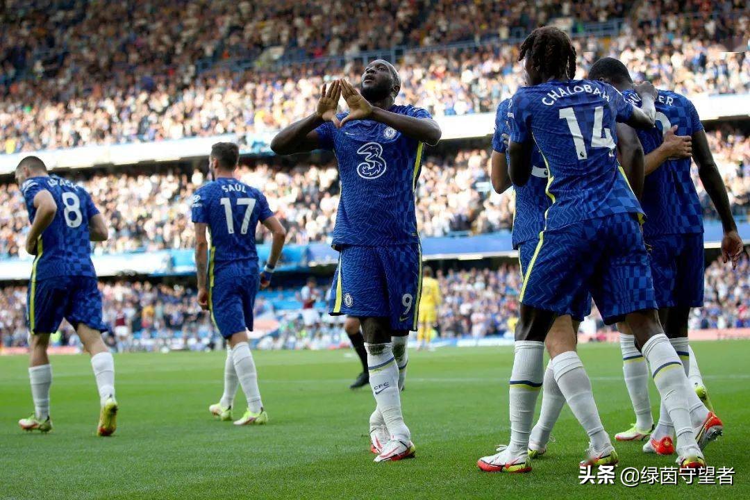 阿德里亚诺和卢卡库谁强,国米阿德里亚诺和卢卡库